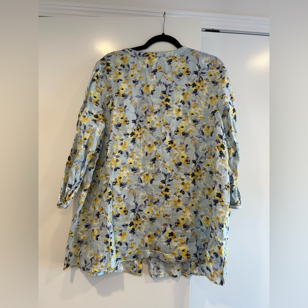J. Jill love linen floral 100% linen blouse top Size L blue Yellow Roll Tab - Picture 9 of 11